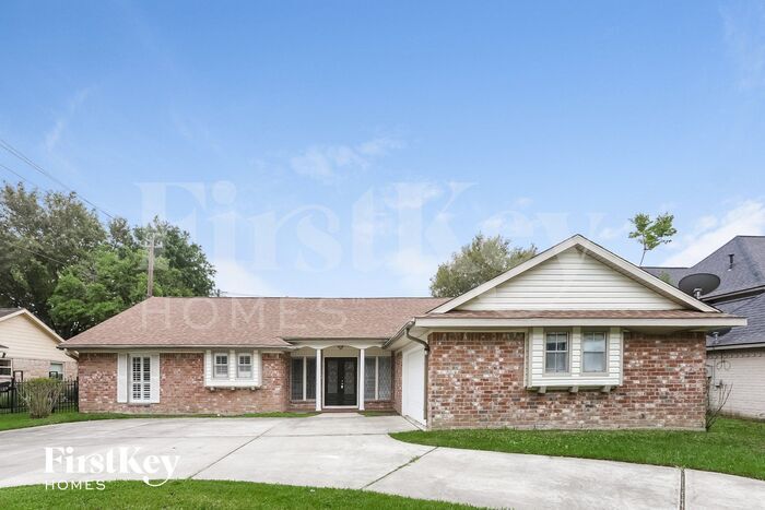 Primary Photo - 2223 Masters Ln