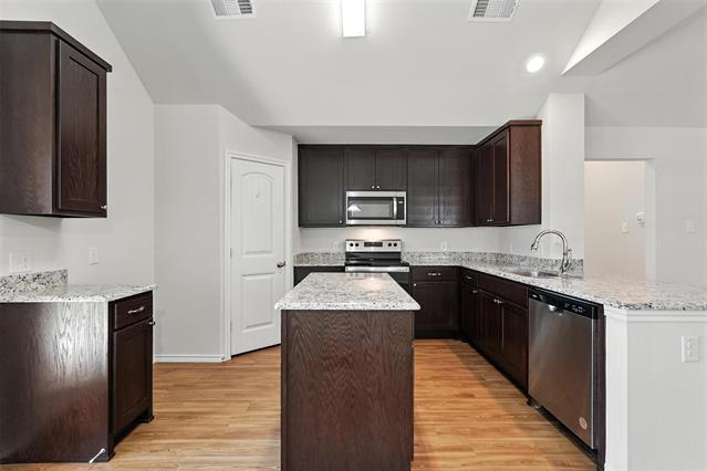 Building Photo - 1708 Tobin Dr