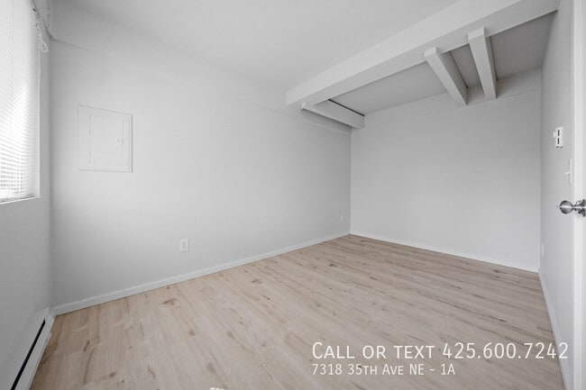 Building Photo - 7318 35th Ave NE
