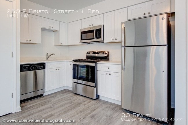 Primary Photo - The Bristol - Sophisticated Apartment Living