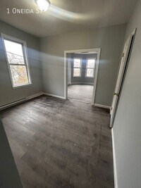 Building Photo - 1 Oneida St
