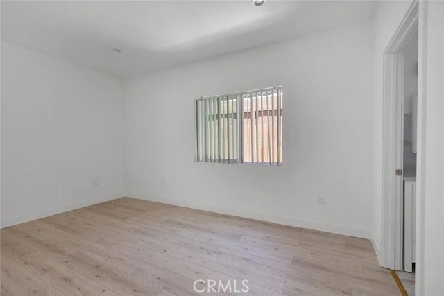 Building Photo - 634 E Valencia Ave