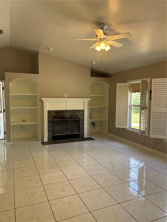 Building Photo - 510 S Cedar Ave