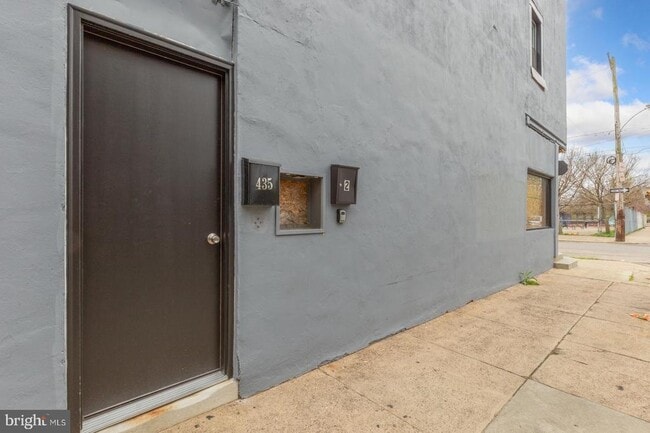 Building Photo - 435 W Susquehanna Ave