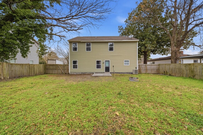 Building Photo - 507 Leonard Rd