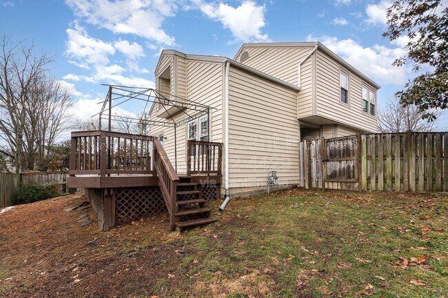 Building Photo - 7579 Cross Gate Ln
