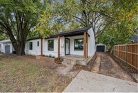 Building Photo - 11446 Lippitt Ave