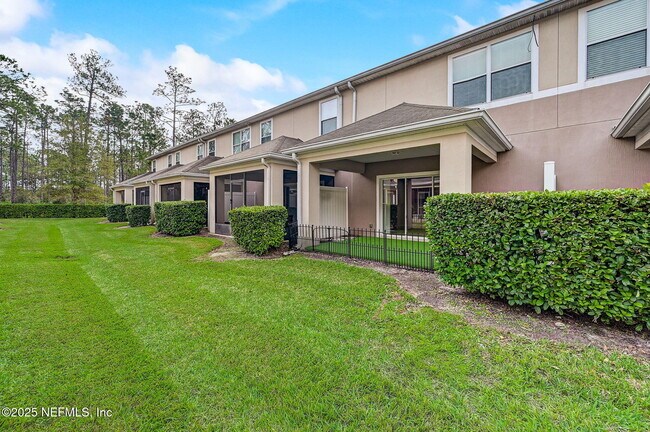 Building Photo - 13493 Sunstone St