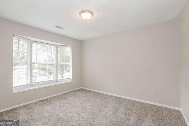 Building Photo - 442 Sherwood Oaks Rd