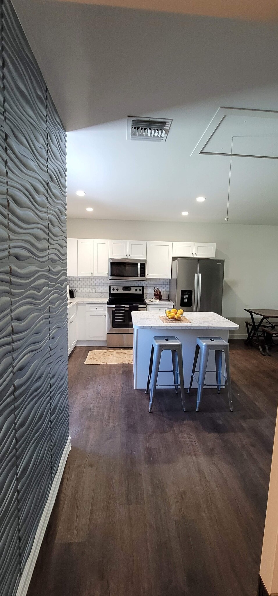 Building Photo - 1616 20th St SW