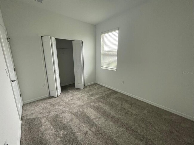 Building Photo - 835 Ofanto Wy