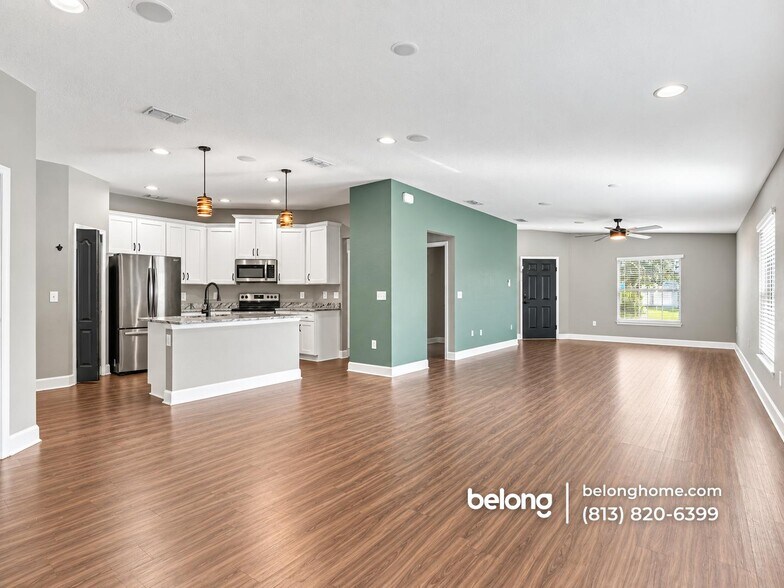 Building Photo - 188 Black Skimmer Ln