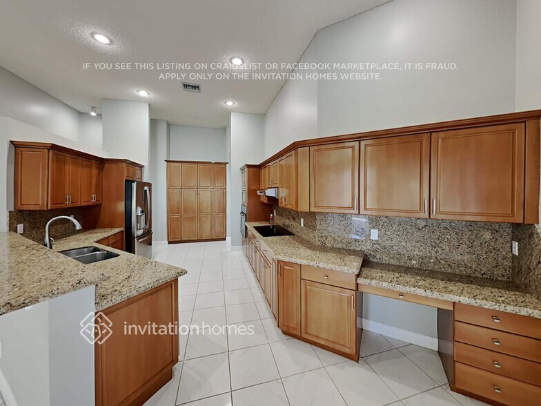 Building Photo - 5077 NW 104th Ave