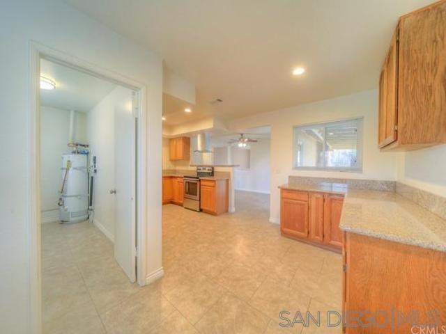 Building Photo - 5435 Villela Ave