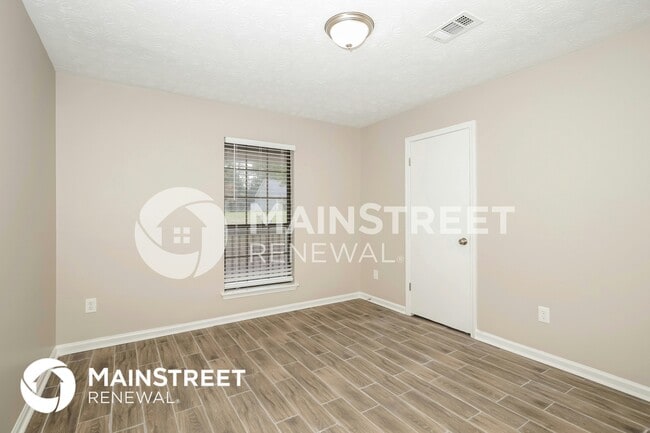 Building Photo - 45 Windsong Ct