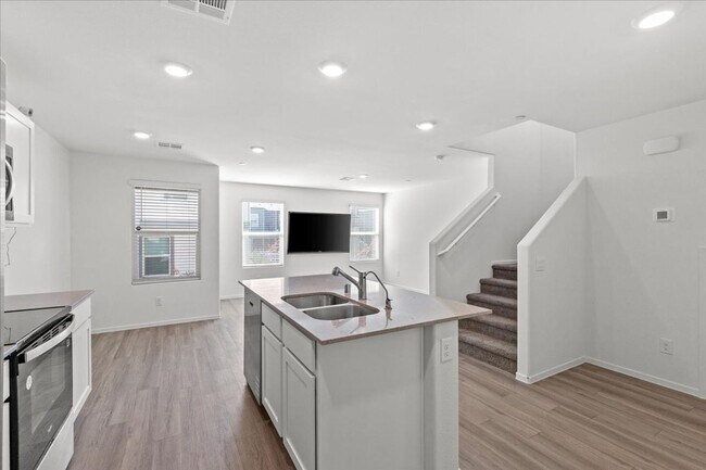 Building Photo - Contemporary 2025  3BD Home Featuring Open-Concept Living & Large Loft