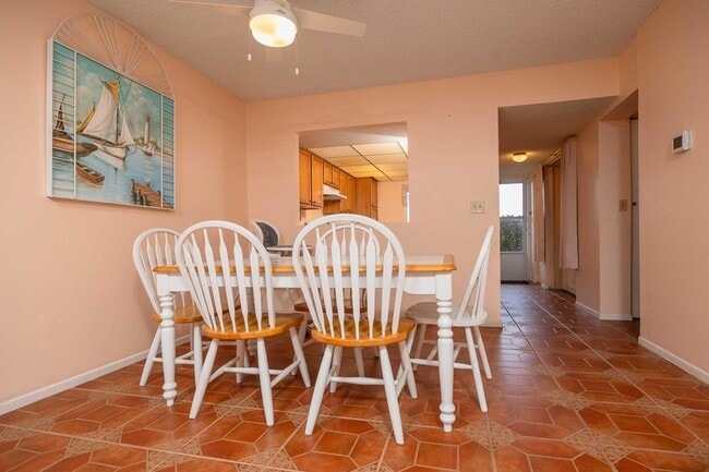 Building Photo - 4 Ocean Trace Rd