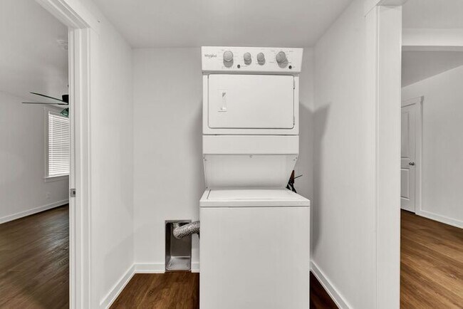 Building Photo - Stunning 3-Bedroom Home with Modern Upgrades in Tulsa