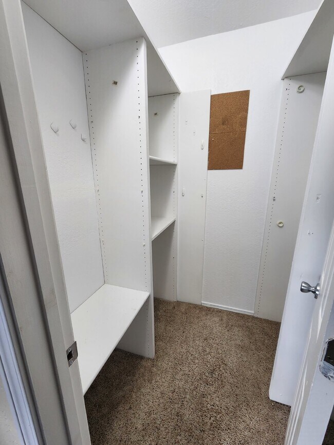 Building Photo - 3BR, 2BTH in Hayden