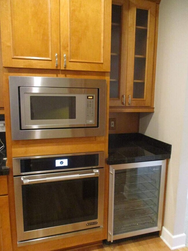 Building Photo - 11611 52nd Ave Ct NW