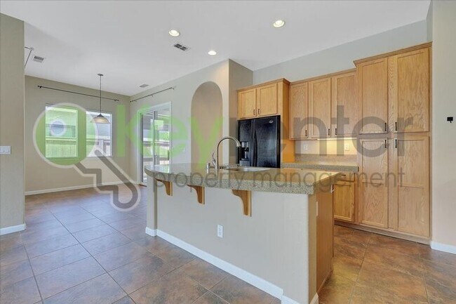 Building Photo - 9448 Syrah Ct