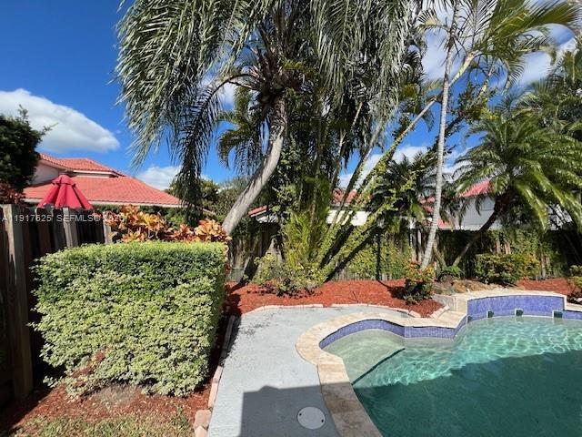 Building Photo - 11313 NW 65th St