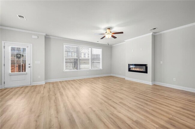 Building Photo - 3006 Chene Pl