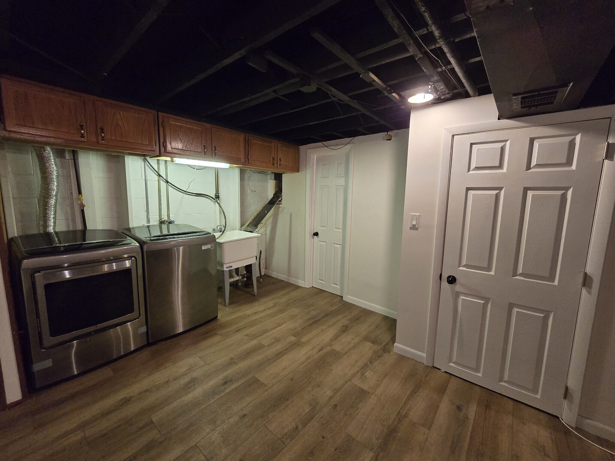 Building Photo - 3600 Goetz Dr