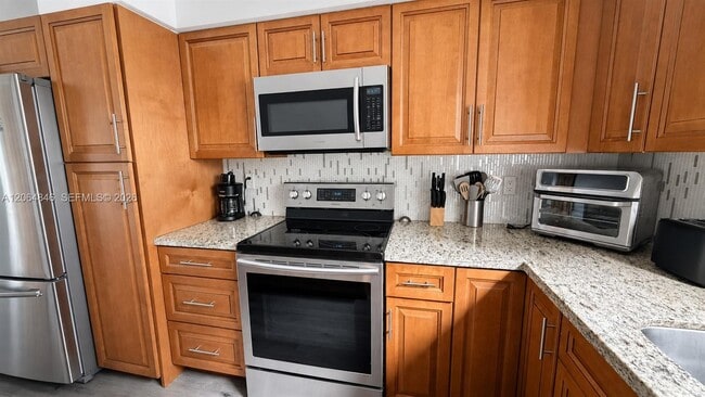 Building Photo - 2600 S Ocean Dr