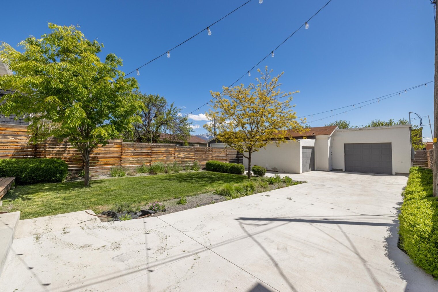 Building Photo - 630 E 300 S