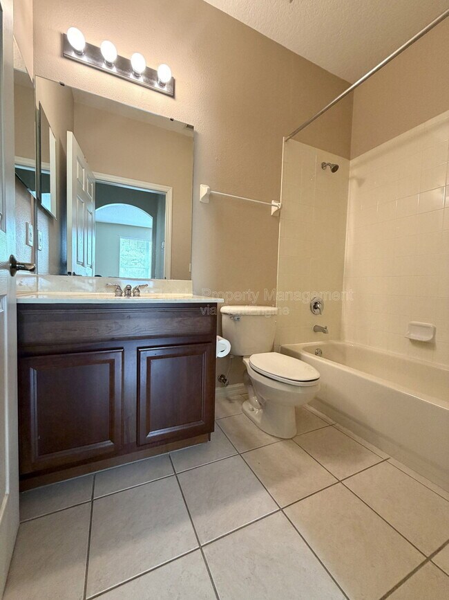 Building Photo - 14517 Bluebird Park Rd