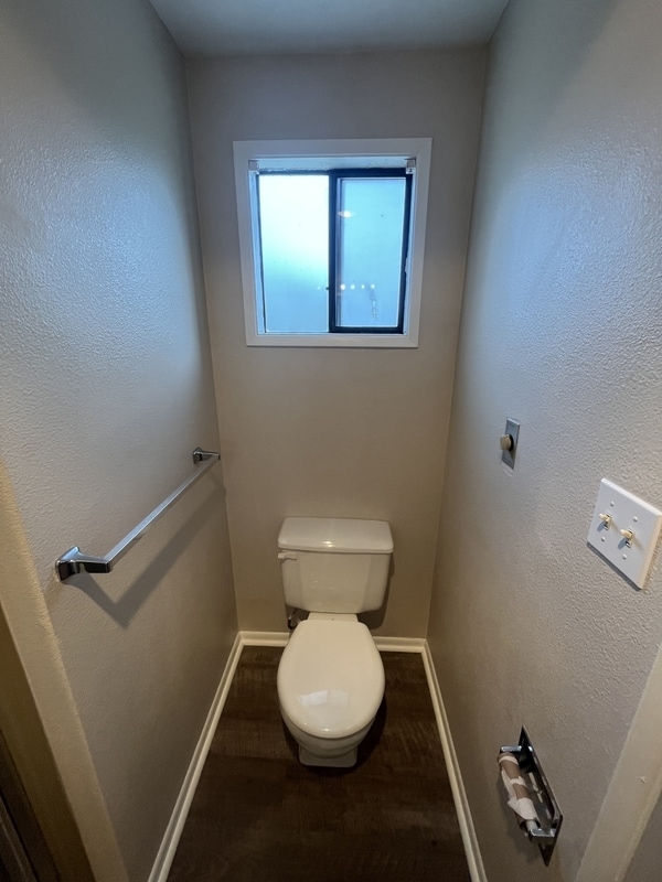 Building Photo - 841 Garden Dr