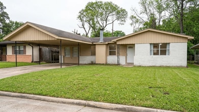 Building Photo - 5050 Allen Dr