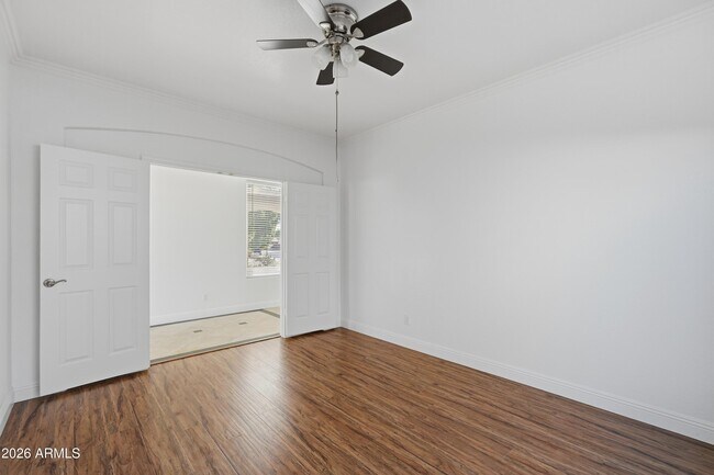 Building Photo - 14162 W Woodbridge Ave