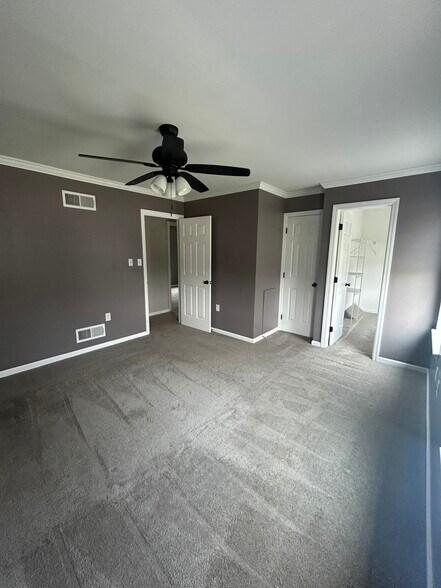 Building Photo - 3703 Wheatland Dr