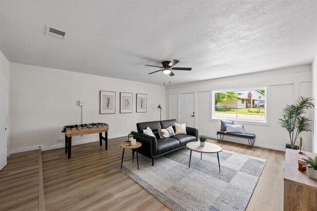 Building Photo - 7002 Teaberry Dr