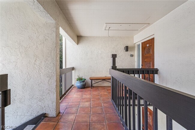 Building Photo - 4384 Bowsprit Ct