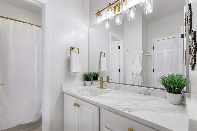 Building Photo - 241 Nacoochee Dr