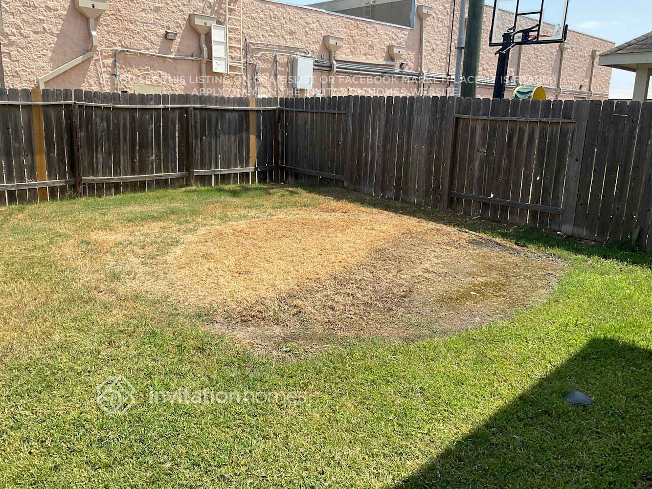 Building Photo - 18818 Dennington Dr