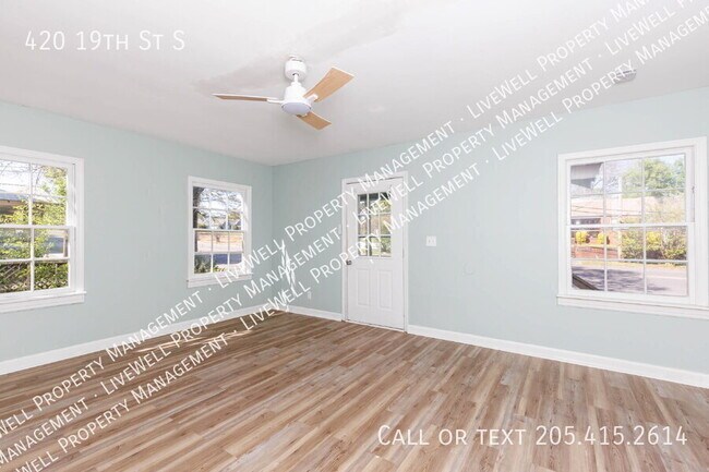 Building Photo - 420 19th St S