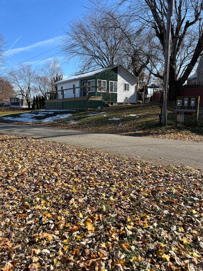 Building Photo - 930 W 590 S