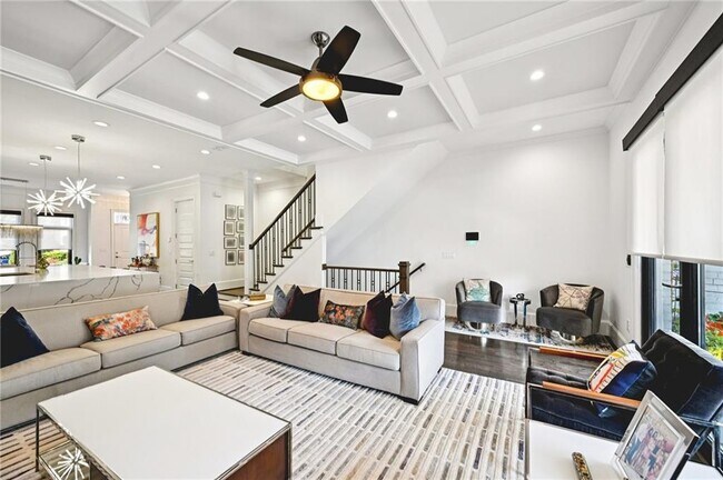 Building Photo - 1108 Briar Cove Cir