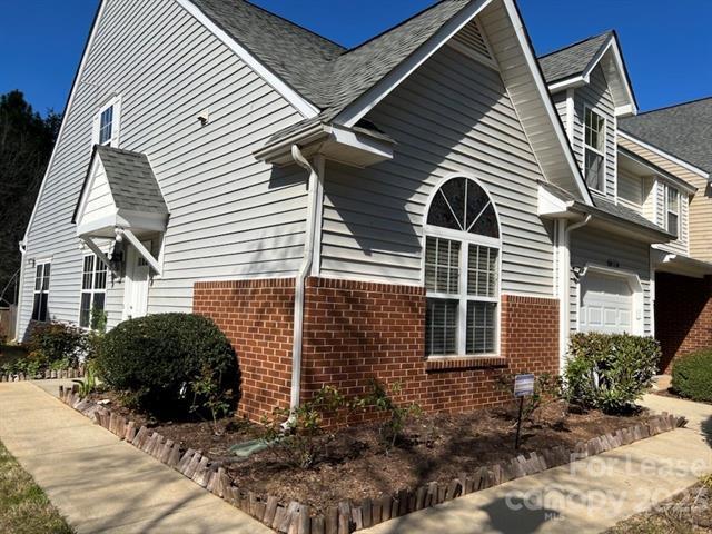 Building Photo - 3033 Des Prez Avenue