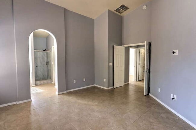 Building Photo - Rancho Sahuarita