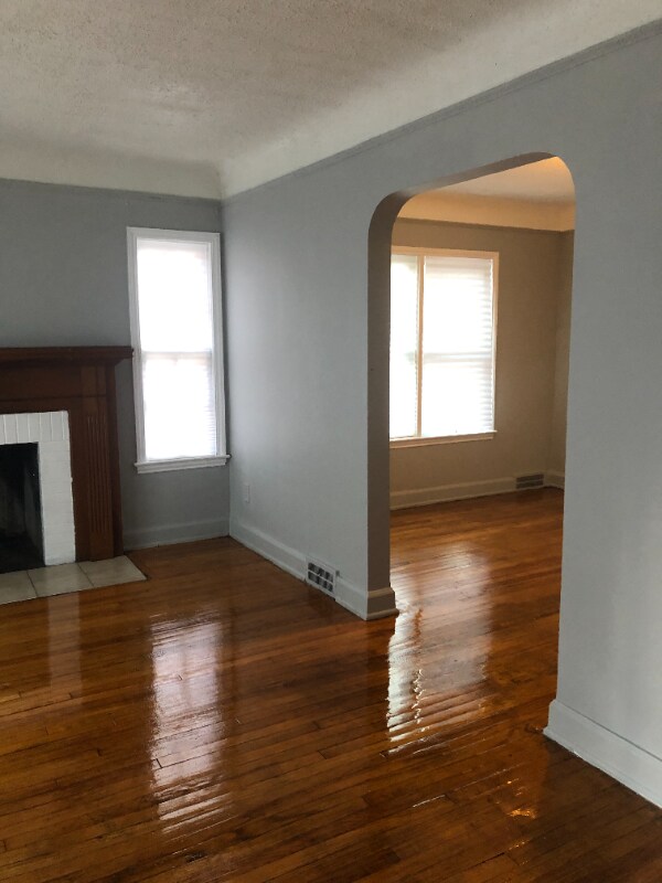 Building Photo - 11415 Littlefield St