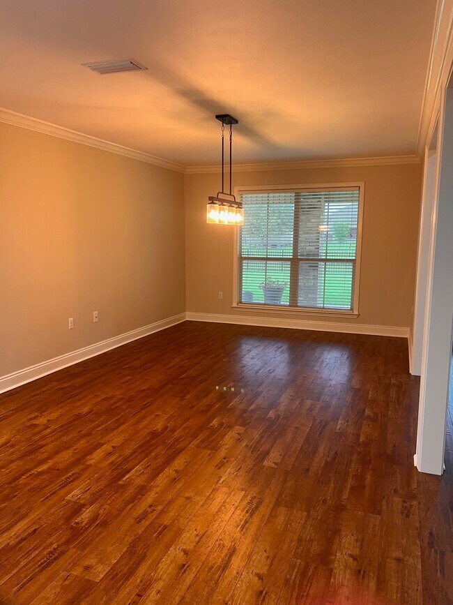 Building Photo - 2034 Tammany Ct