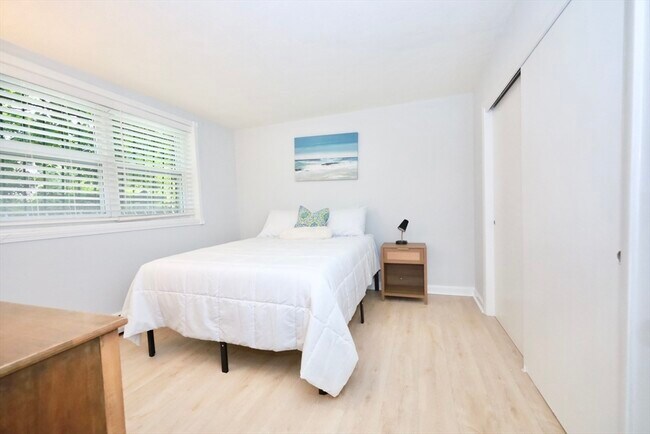 Building Photo - 11 Cogswell Ave