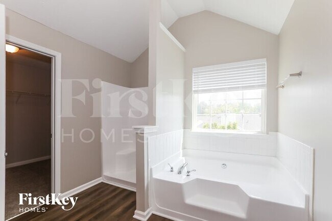 Building Photo - 4382 Beaver Tree St