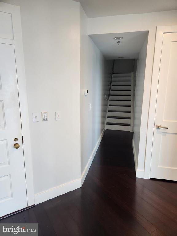 Building Photo - 900 N Stafford St