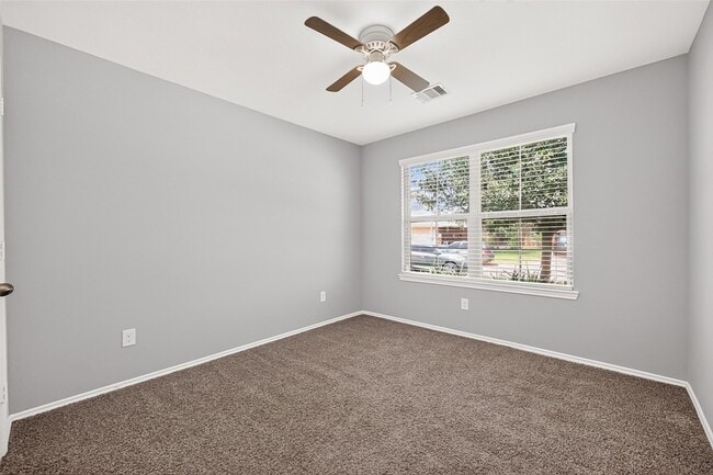 Building Photo - 6014 Namika St